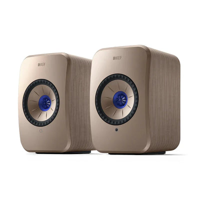 Boxe active KEF LSX II culoare Stone, vedere frontală ușor laterală, difuzoare Uni-Q vizibile.