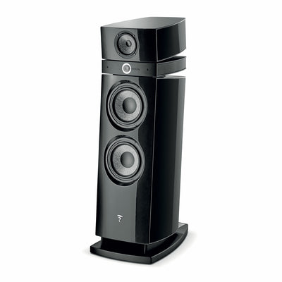 Focal Maestro Utopia Evo Boxe de podea, vedere din unghi de 34°, culoare neagră, două woofere vizibile.