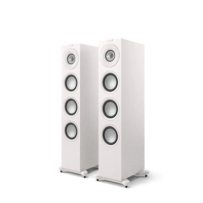 Boxe de podea KEF Q11 Meta culoare Satin White, vedere frontală în perspectivă, cu 4 difuzoare vizibile.