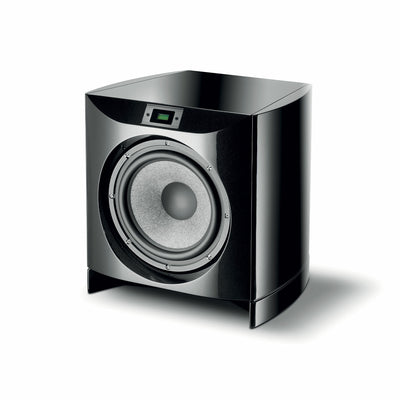 Subwoofer Focal SOPRA SW 1000 BE, vedere din unghi de 34 de grade, culoare negru, difuzor frontal vizibil.