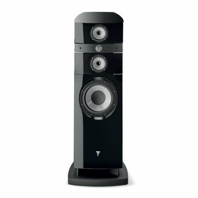 Focal Stella Utopia EM Evo Boxe de podea, vedere frontală, culoare neagră, trei difuzoare vizibile.