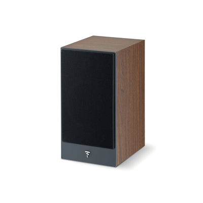 Focal Theva N1 Boxe de raft, vedere din dreapta, finisaj lemn, grilaj frontal negru, logo vizibil.